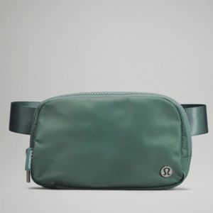 NWT LULULEMON Everywhere Belt Bag Tidewater Teal NEW